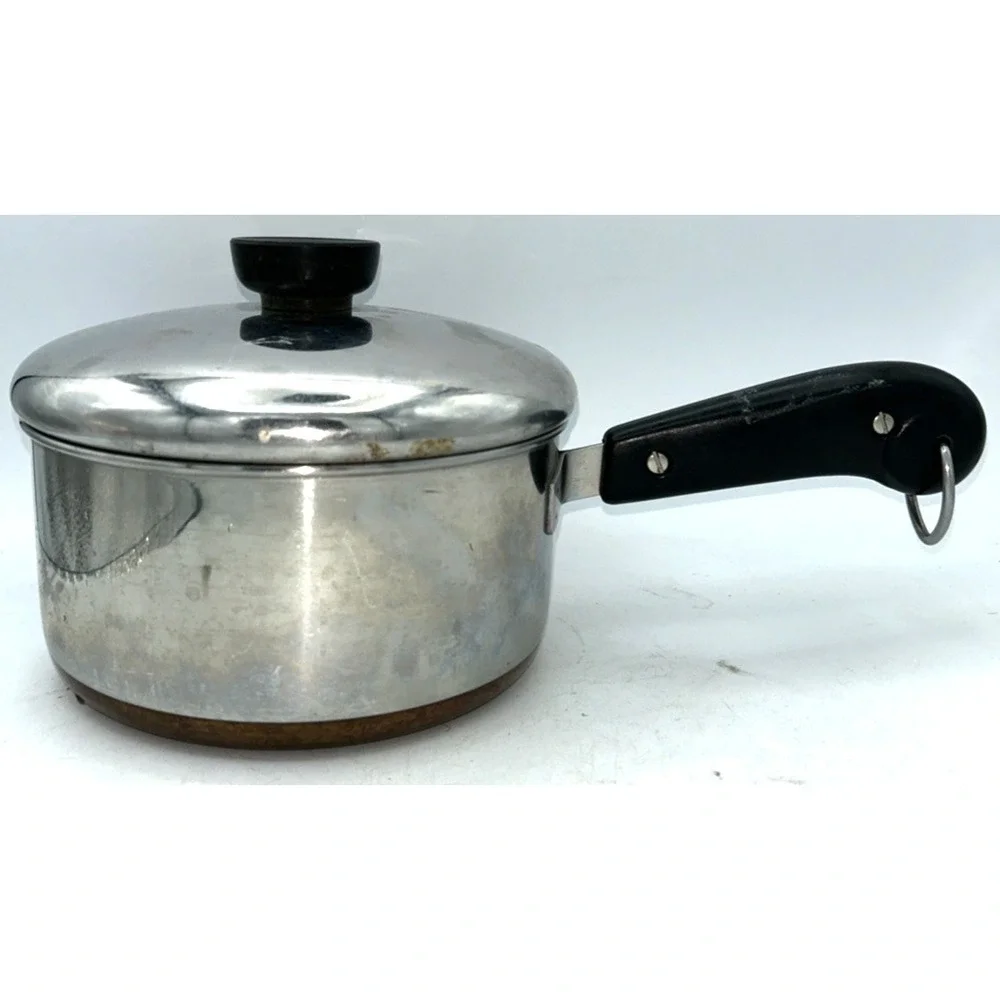 VTG 1801 Revere Ware 1.5 Qt Quart Copper Clad Bottom pan‎  w/ Lid Clinton Ill.